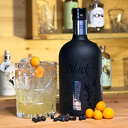 Cocktail mit alkoholfreiem Black 1905 Gin